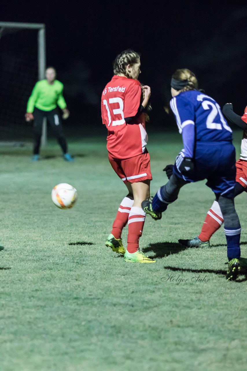 Bild 208 - Frauen TuS Tensfeld - SV Bienebuettel-Husberg